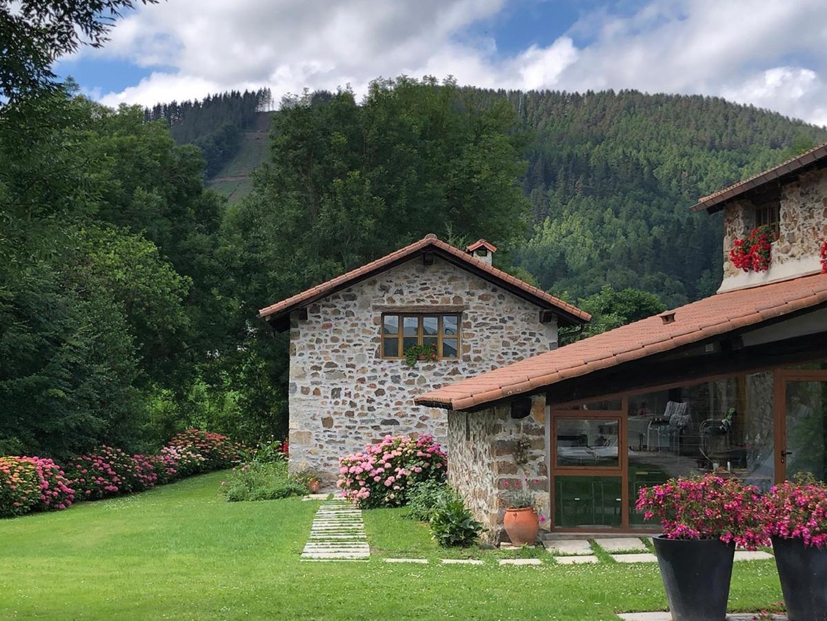 Casa Rural Martiamuno Landetxea Zumárraga Exterior foto